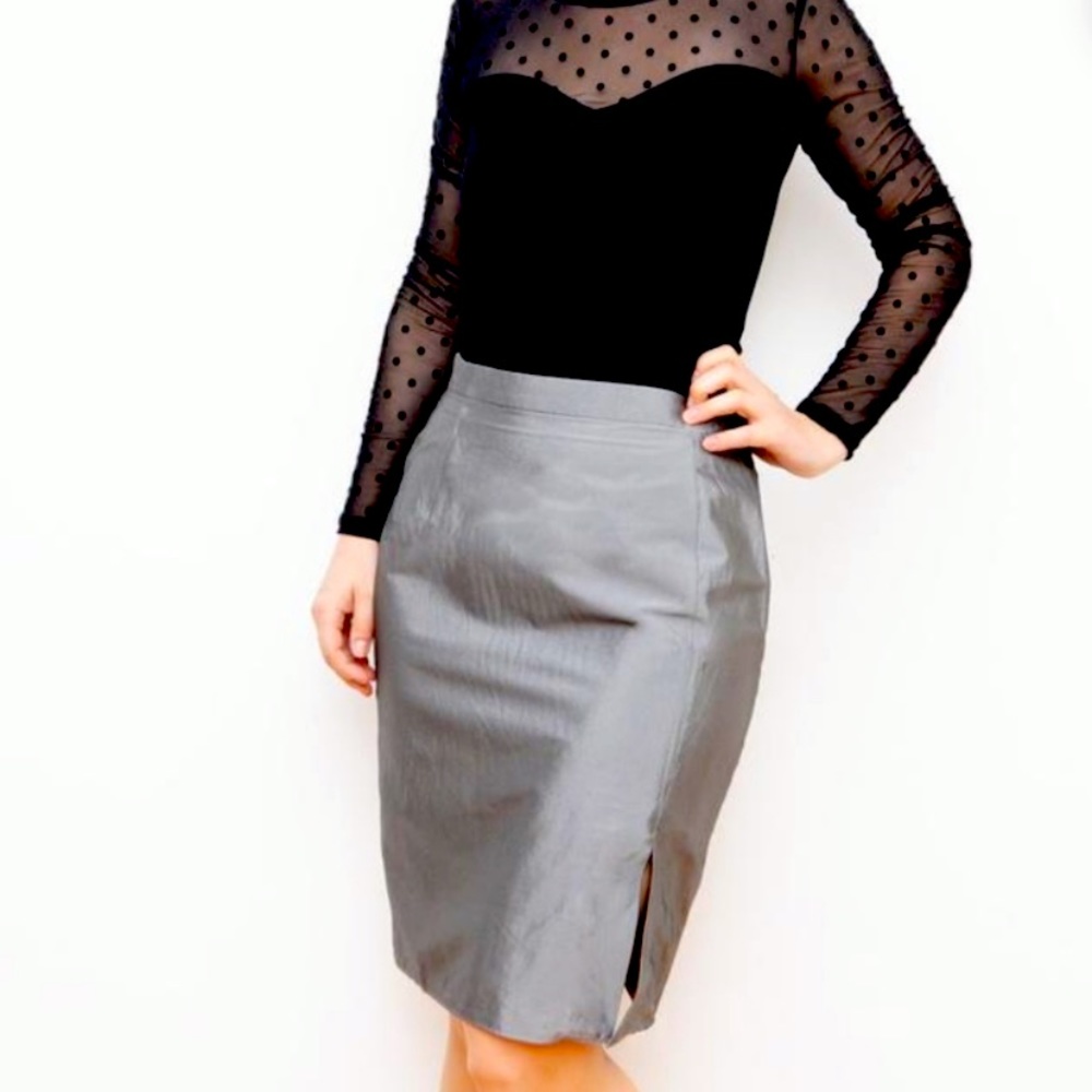 Ludmilla B.‎ Paris vintage silver/grey pencil skirt